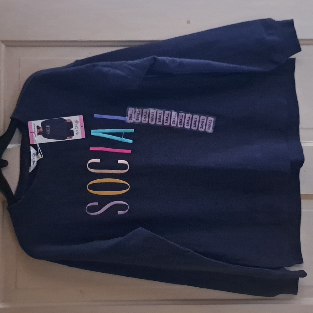Heathered navy Wildfox brand size small NWT sweatshirt.